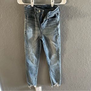 Size 2 American Eagle High Rise Jegging Crop